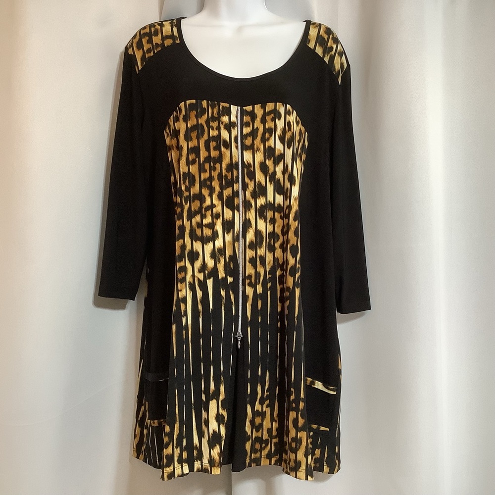 Libra Tunic Women’s Size XXL Animal Print Made In Canada